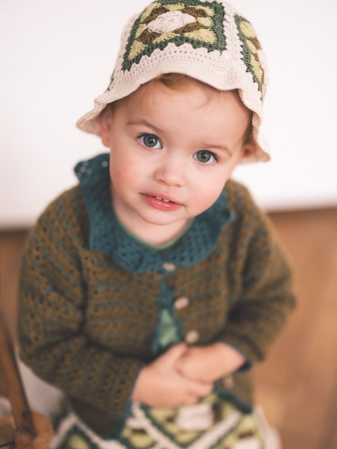 GRANNY SQUARE HAT LEWIS